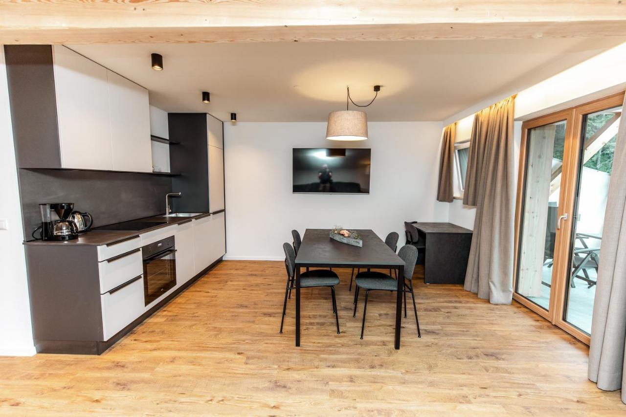 노바레반떼 Tyrol Living & Cafe 아파트 외부 사진