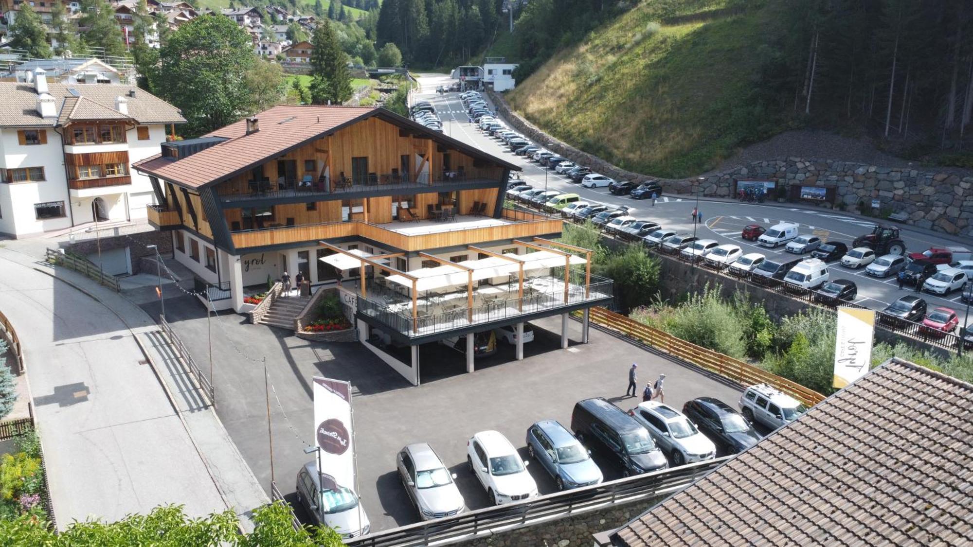노바레반떼 Tyrol Living & Cafe 아파트 외부 사진